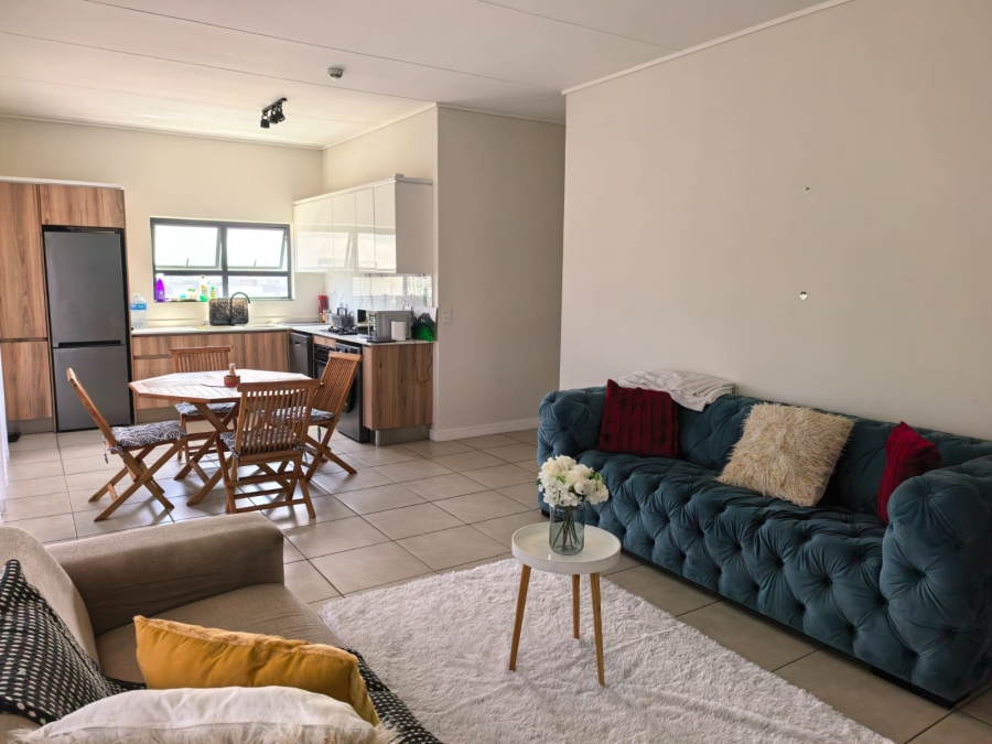To Let 2 Bedroom Property for Rent in Parklands North Western Cape